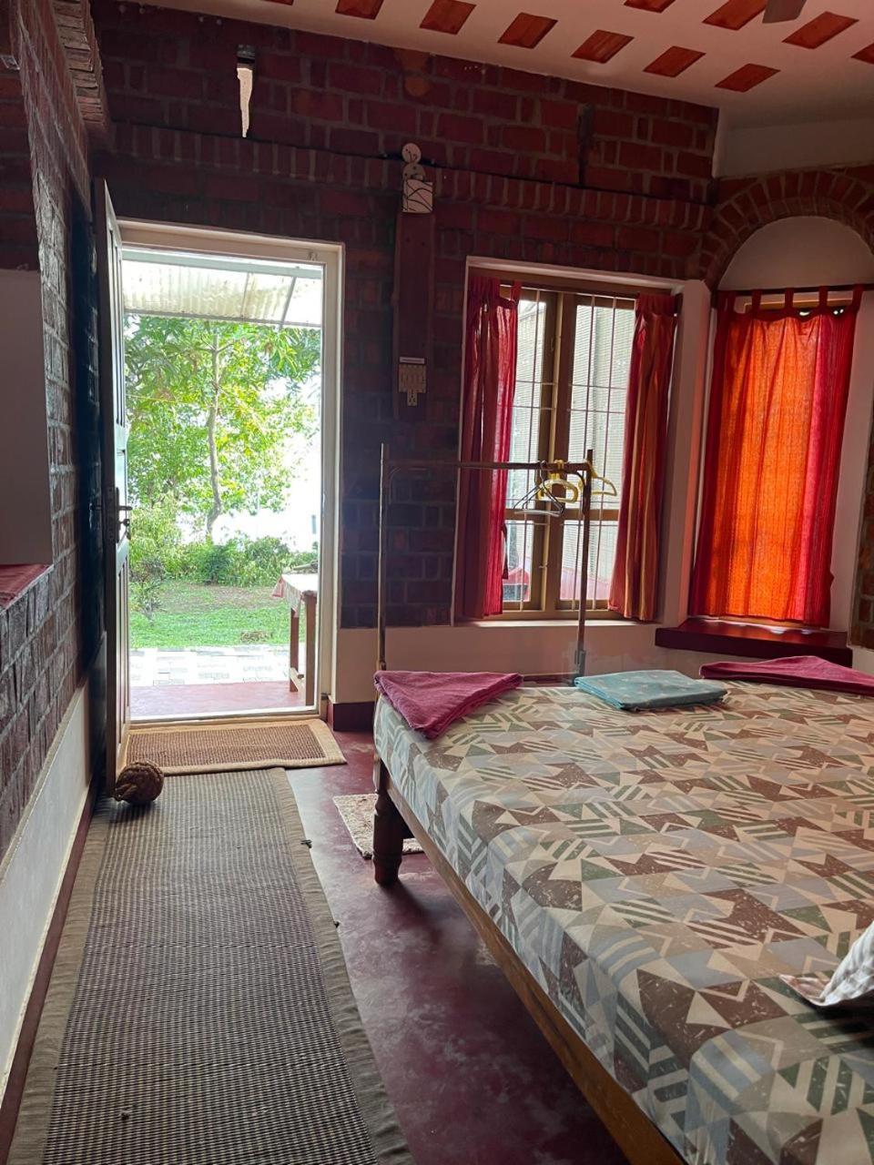 Ashtamudivillas Kollam Εξωτερικό φωτογραφία